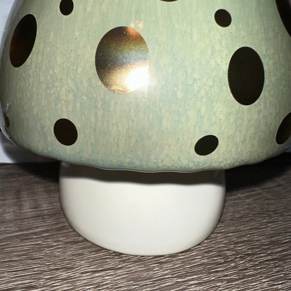 Bath and Body Works MUSHROOM one wick candle‎ holder - Picture 2 of 2